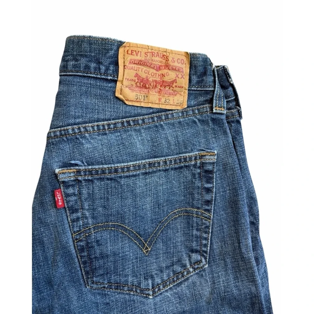 Levi's 501 Jeans Men 30x27 Blue Straight Leg Button Fly Denim‎ Classic